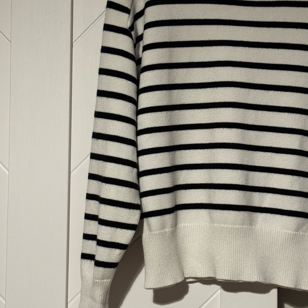 Truth by Republic Striped Knit Sweater Black White Small - Picture 4 of 7